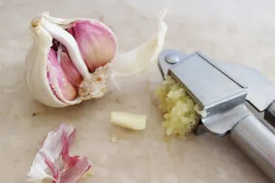tips how to store garlic