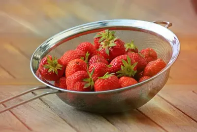 tips how to store strawberries
