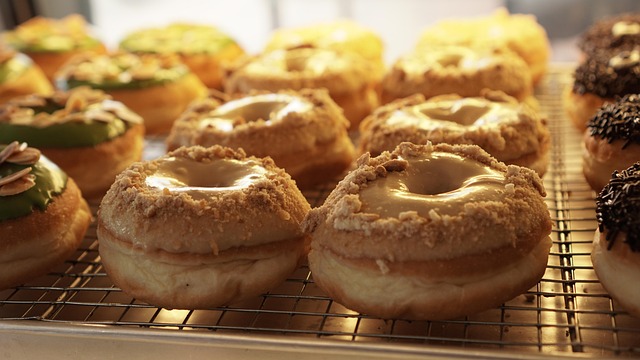 tips how to keep donuts fresh